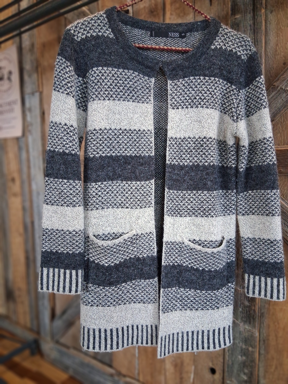 NESS Grey & Ivory Long Knit Cardigan – Size S 🤍